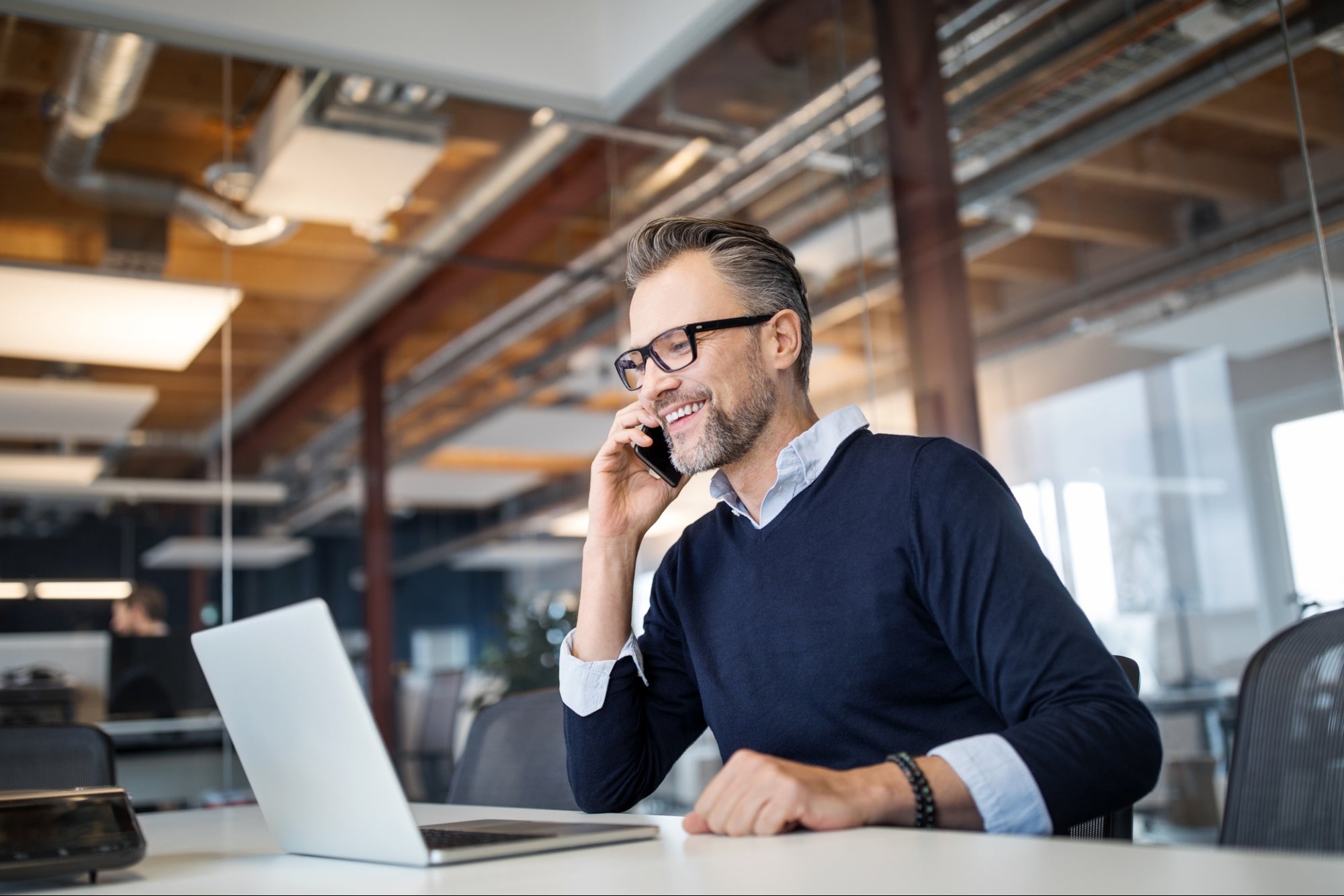 Entrepreneur obtaining credit to grow his company